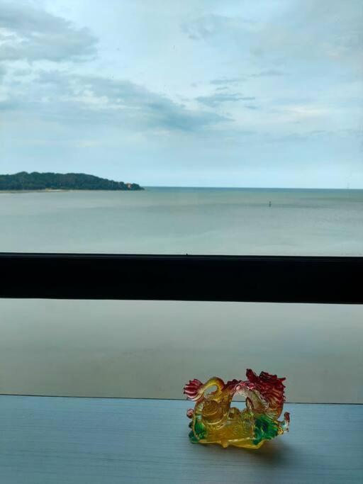 Imperium Relaxing Sunrise Seaview Apartment